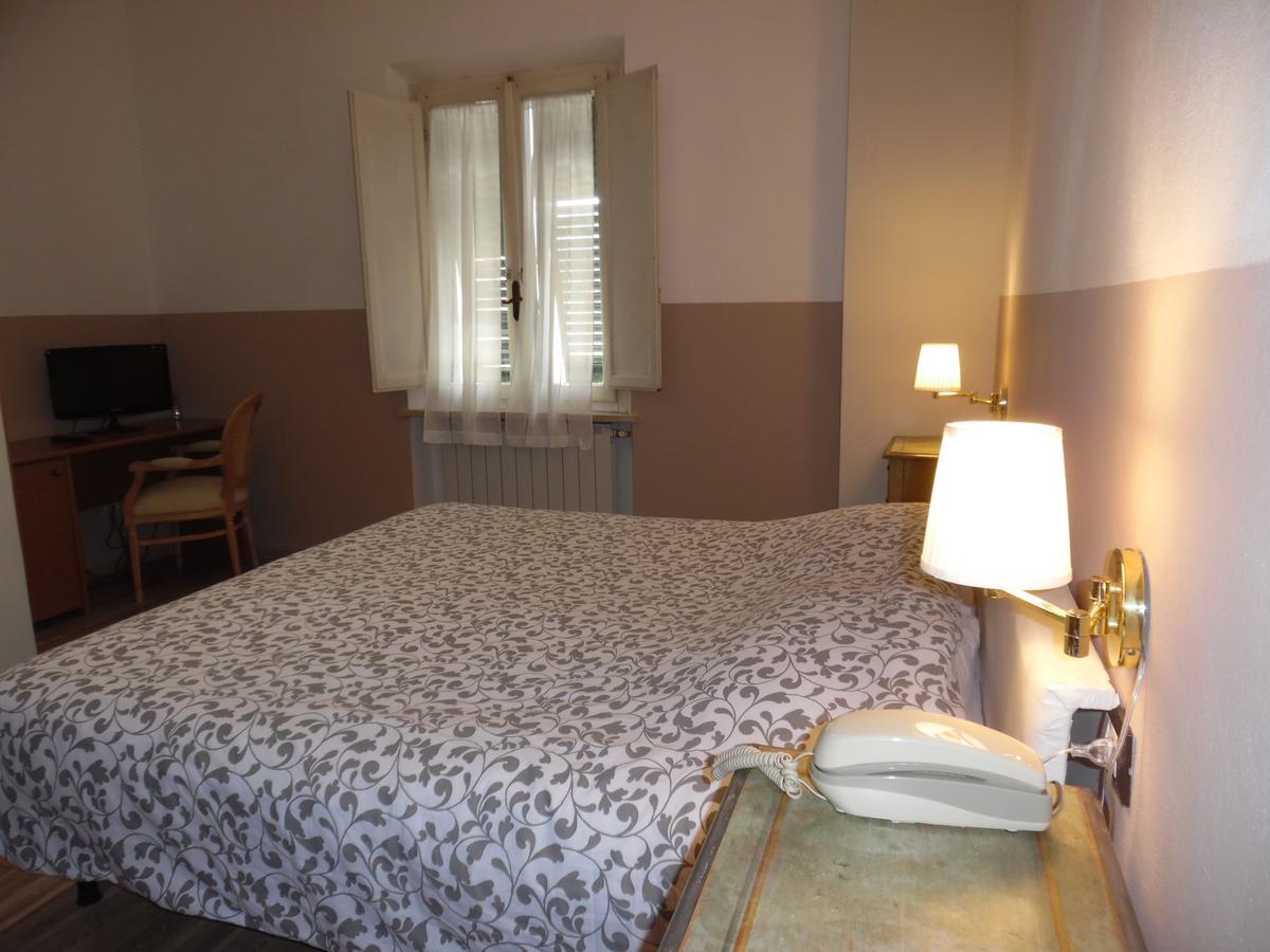 Albergo Livorno Кашіана-Терме Екстер'єр фото