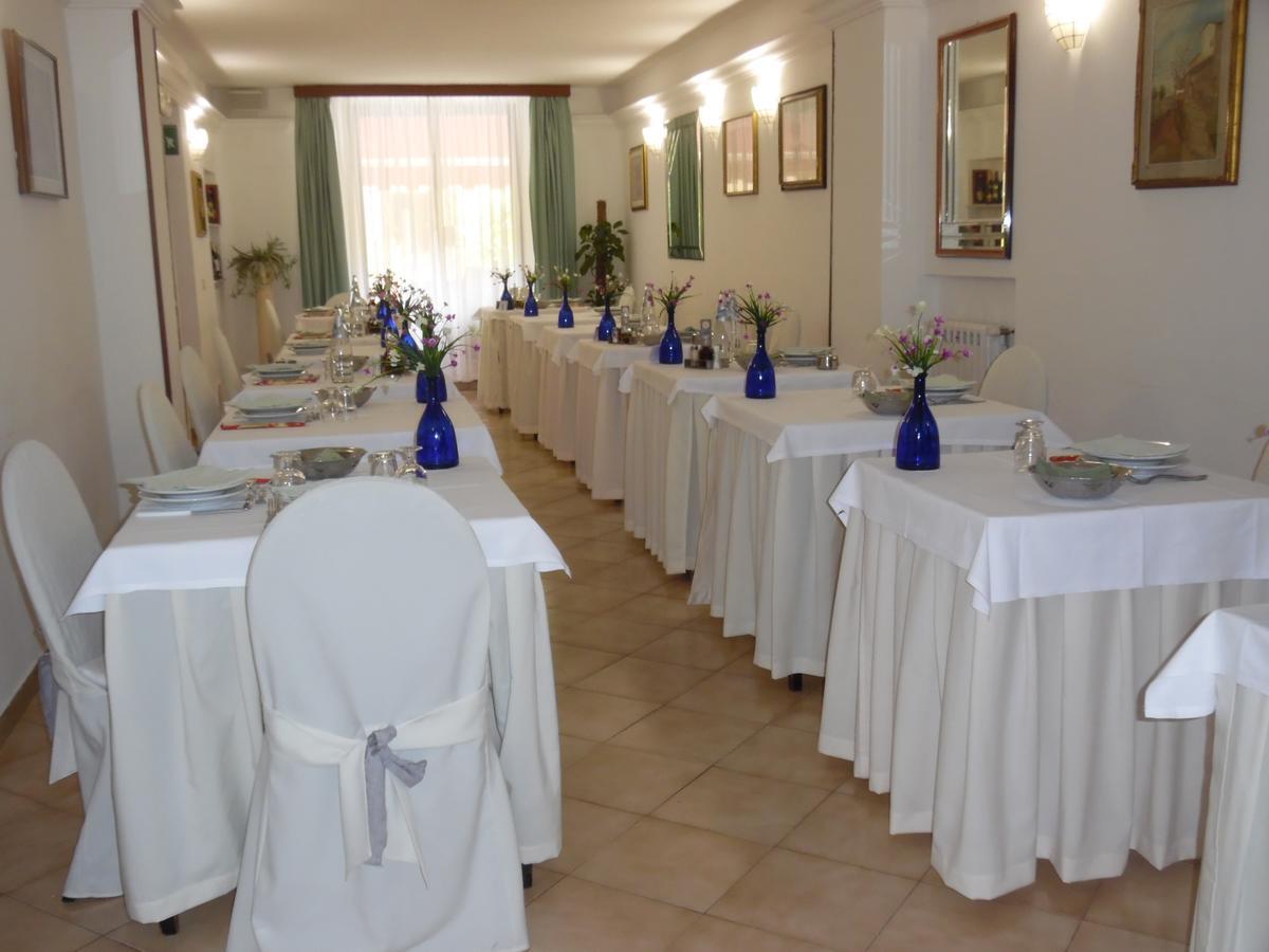 Albergo Livorno Кашіана-Терме Екстер'єр фото