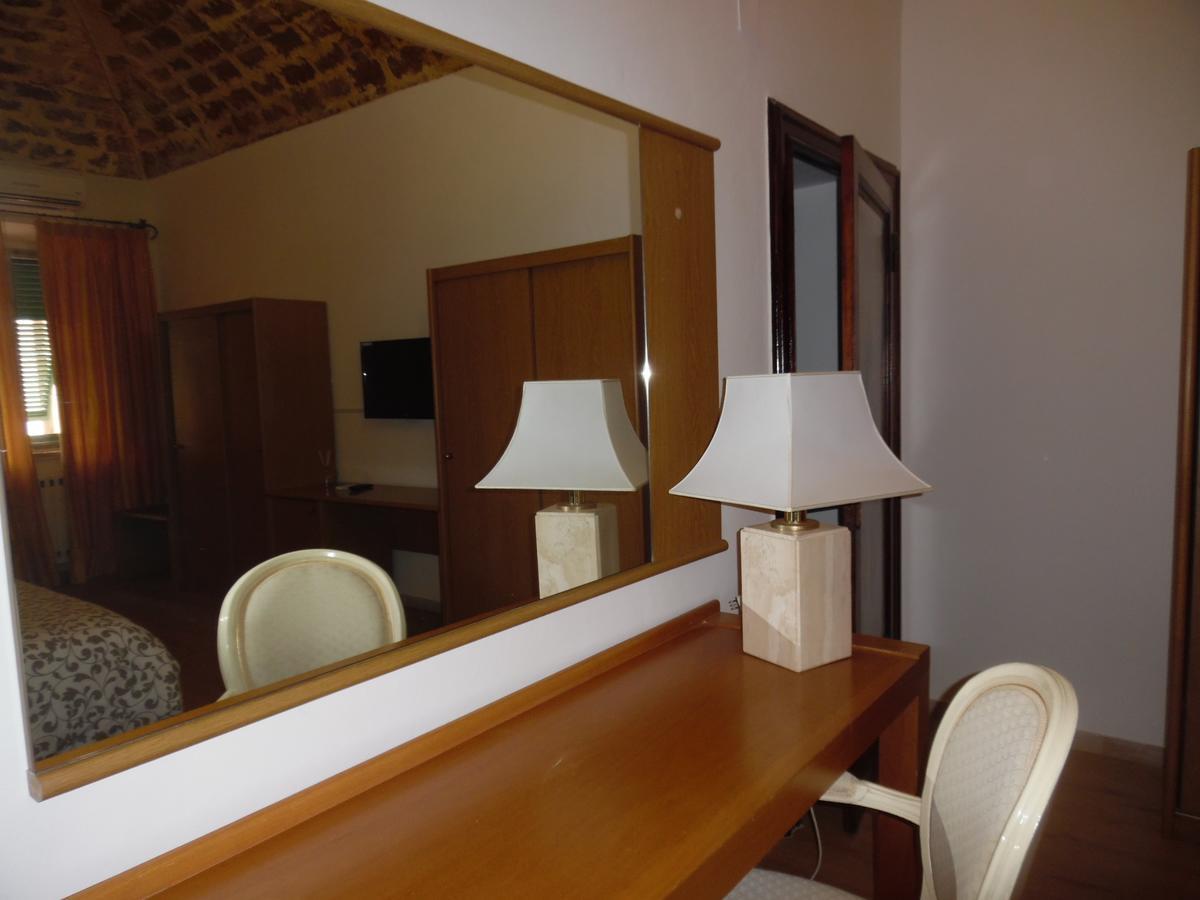Albergo Livorno Кашіана-Терме Екстер'єр фото
